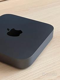 Mac mini 2018 i3 8GB RAM 256 SSD