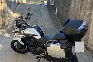Benelli trk 502x