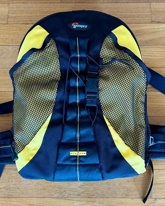 Zaino Lowepro Dryzone 200