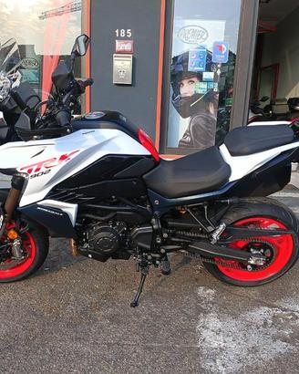 BENELLI TRK 902 STRADALE