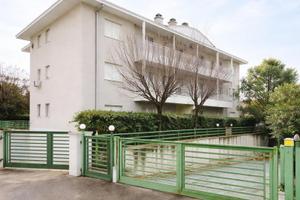 AMPIO APPARTAMENTO MONOCAMERA CON GARAGE, CANTI...