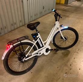 Bici Elettrica HITWAY BK8S - Come Nuova