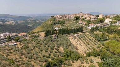 Villa di 178 m² con 3 locali a Salisano