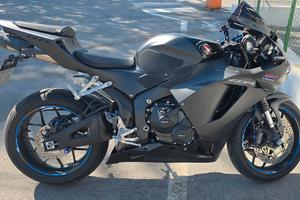 Honda CBR 600 RR 2024