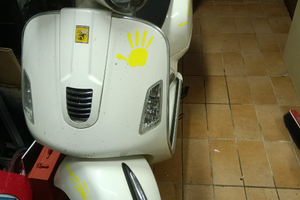 Vespa GTS 300 super sport