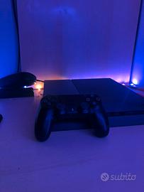 Ps4 500GB Con Controller (Trattabile)