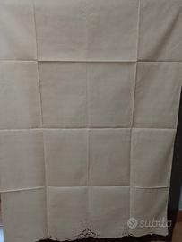 tende in lino ricamate