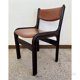 Sedia plastica design vintage