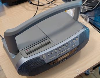 Radio cd e tape della Sony