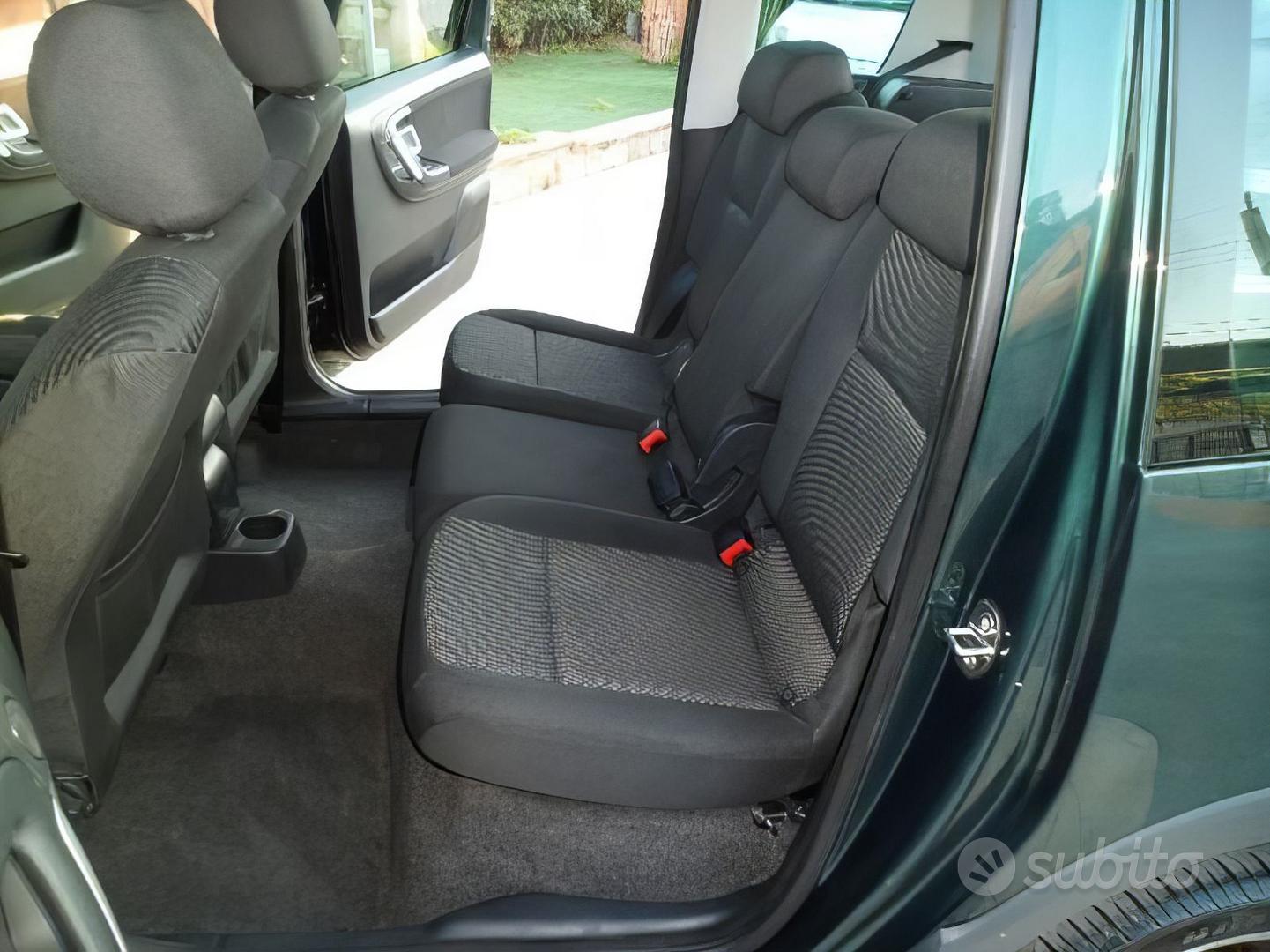 Skoda Roomster 2007 photo 5