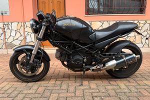 Ducati monster 695 dark
