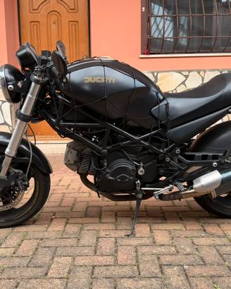 Ducati monster 695 dark