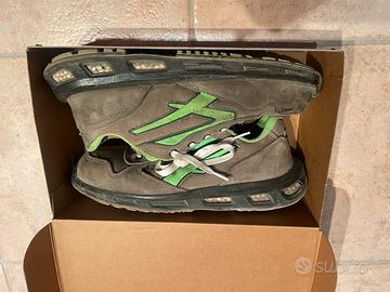 scarpe U.Power