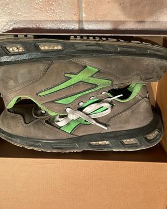 scarpe U.Power