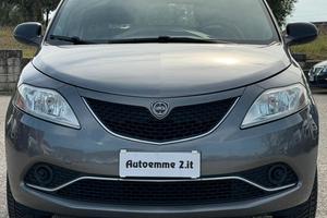 Lancia Ypsilon 1.2 69 CV 5 porte Silver