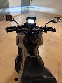 xadv 750 con soli 3.500 km