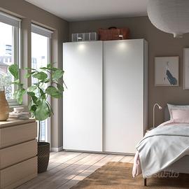 Armadio IKEA PAX, ante scorrevoli, bianco lucido