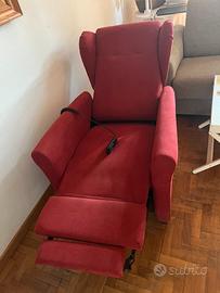 poltrona meccanica alzapersona