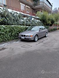 Bmw E39 520i