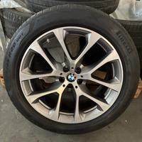 Cerchi e gomme estivi (BMW, Pirelli, r20)