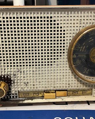 RADIO AM FM  A VALVOLE