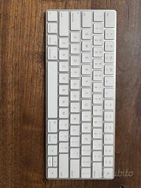 Apple Magic Keyboard Bluetooth