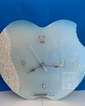 Orologio da tavolo a forma di Mela morsicata