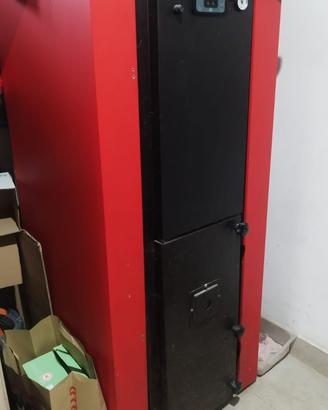 Stufa a pellet palazzetti per termosifoni