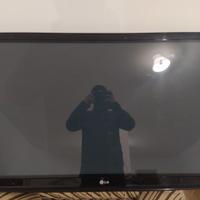 TV LG Plasma, 50 pollici, a muro