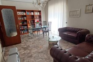 Appartamento MQ 250+garage/deposito MQ 250