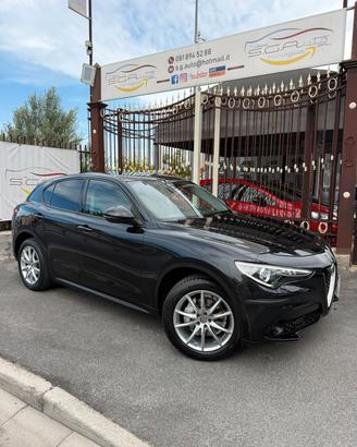 Alfa Romeo Stelvio 2.2 Turbodiesel 210 CV AT8 Q4 E