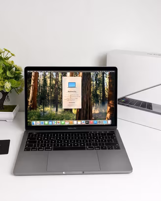 MacBook Pro 2018 Apple Garanzia Negozio Fattura
