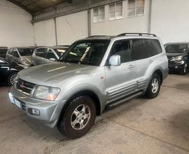 Mitsubishi Pajero 3,2 tdi DI-D GLX-2003