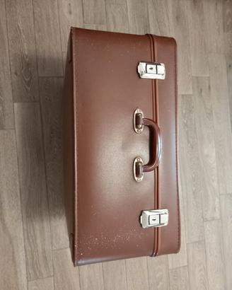 Valigia vintage cartone