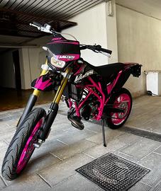 Suzuki Valenti Racing N01 50