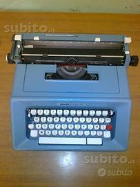 Macchina da scrivere olivetti