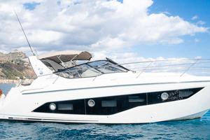 Noleggio Yacht Lusso Taormina Cranchi Zaffiro 35 2