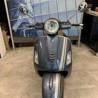 VESPA GTS 300 RACING