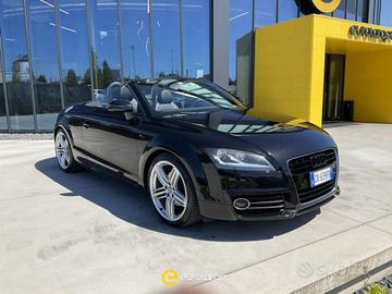 AUDI TT Roadster 2.0 TFSI Advanced plus