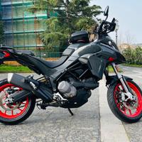 Multistrada v2s travel
