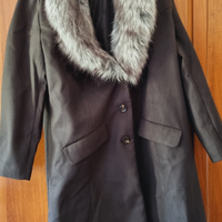 Cappotto con pelliccia taglia 58