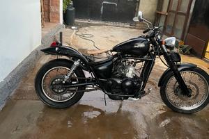 Classic 125 red rose customizzata