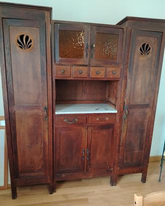 Credenza e tavolo  oggetti vintag