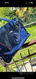 Borsa di Armani
