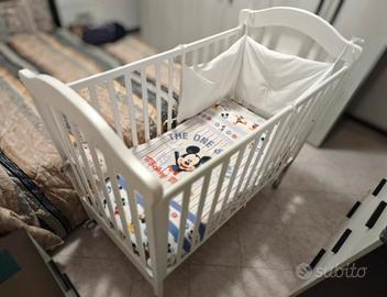 culla lettino materasso e corredino 