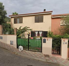 Immobile in asta di 161 m² con 4 locali e box auto