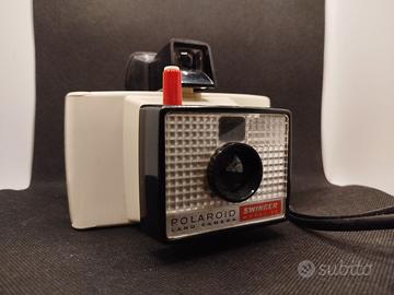 Fotocamera instantanea Polaroid Swinger