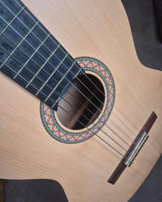 Chitarra classica YAMAHA