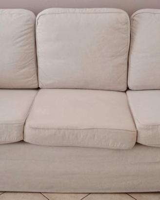 Divano Ektorp 3 posti sfoderabile .