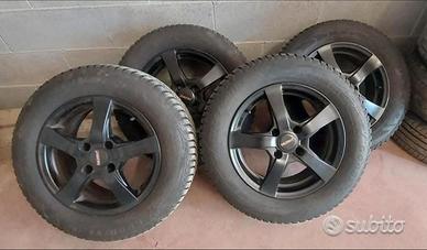Gomme invernali e cerchi in lega